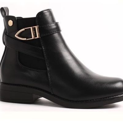 botin con correa
