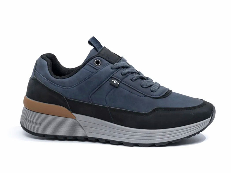 zapatilla trekking
